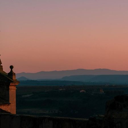 Hostal Nobadis Cervera  Bagian luar foto